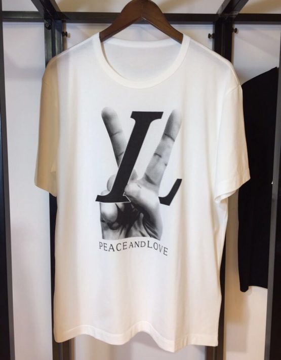 Louis Vuitton Peace Love T-shirt II – Billionairemart