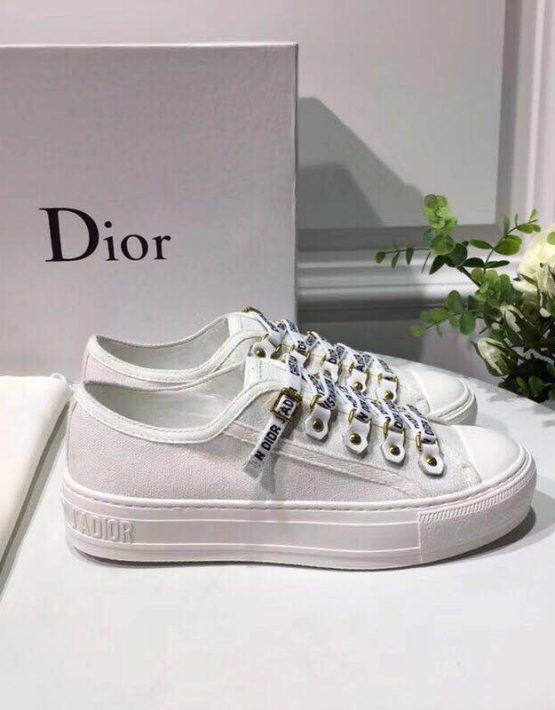white dior sneakers