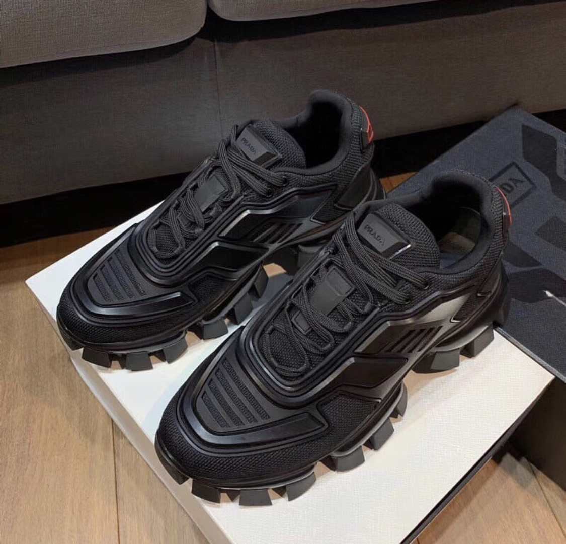 sneakers full black