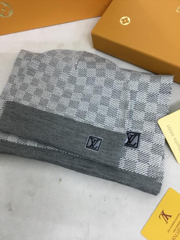 louis vuitton scarf and hat set